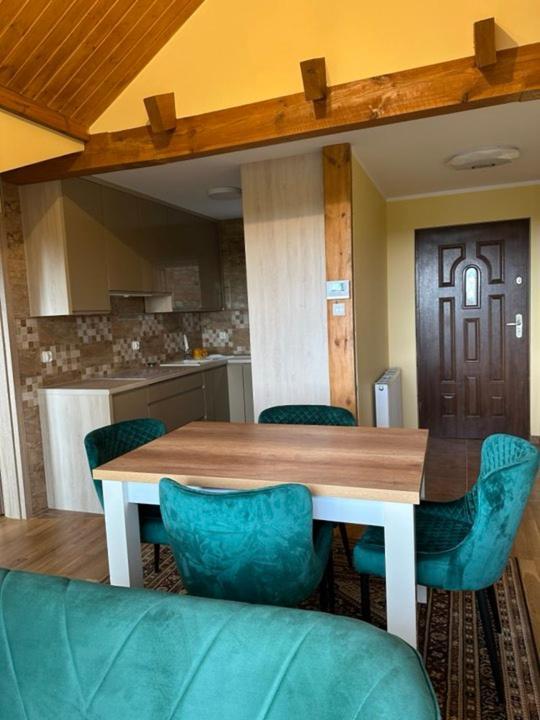 Apartament Bena Ze Zjawiskowym Tarasem Widokowym Κέλμνο Εξωτερικό φωτογραφία