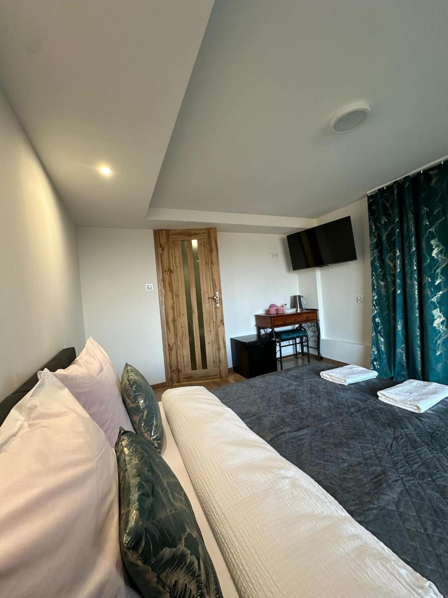 Apartament Bena Ze Zjawiskowym Tarasem Widokowym Κέλμνο Εξωτερικό φωτογραφία