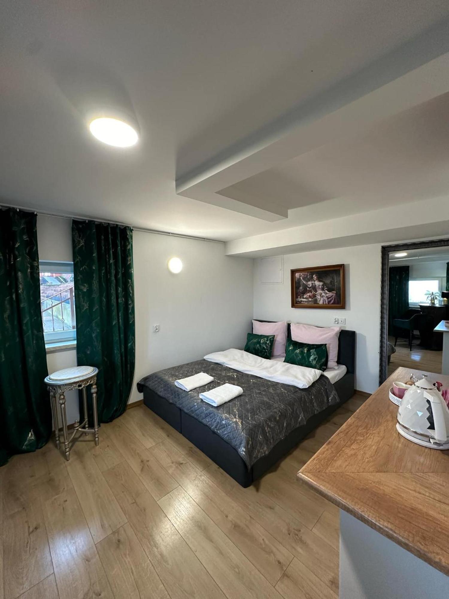 Apartament Bena Ze Zjawiskowym Tarasem Widokowym Κέλμνο Εξωτερικό φωτογραφία